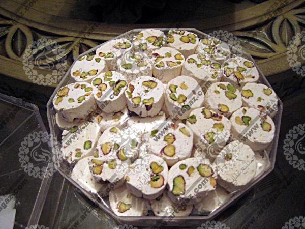 فروش عمده انواع گز و پولکی در اصفهان